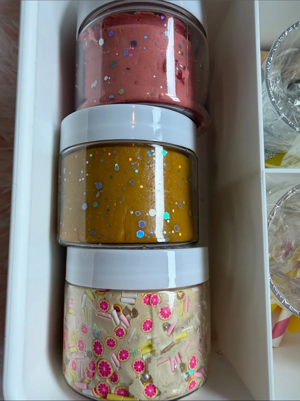 Young + Wild and Friedman Full Size Sensory Kit - Pink Lemonade with Accessories